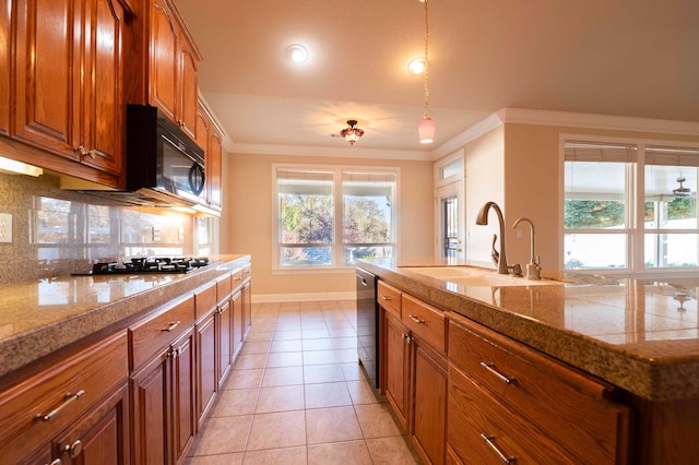 kitchen featuring sink, crown molding, light tile patterned floors, decorative backsplash, and black appliances