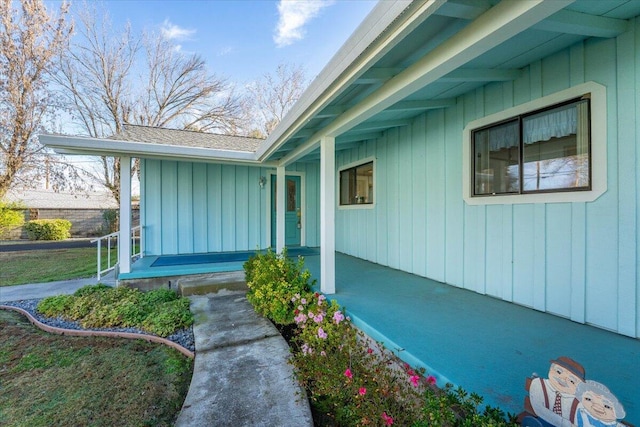 entrance to property with a porch