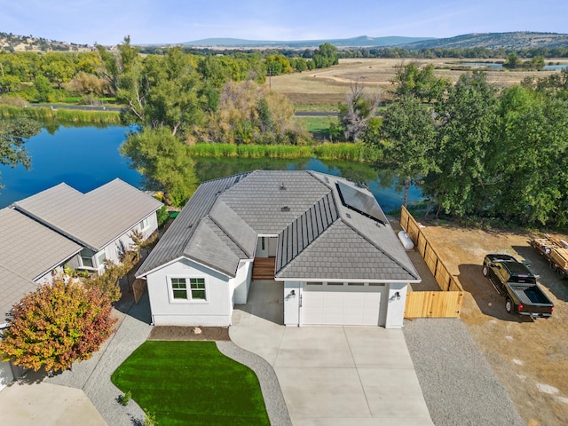 bird's eye view featuring a water view