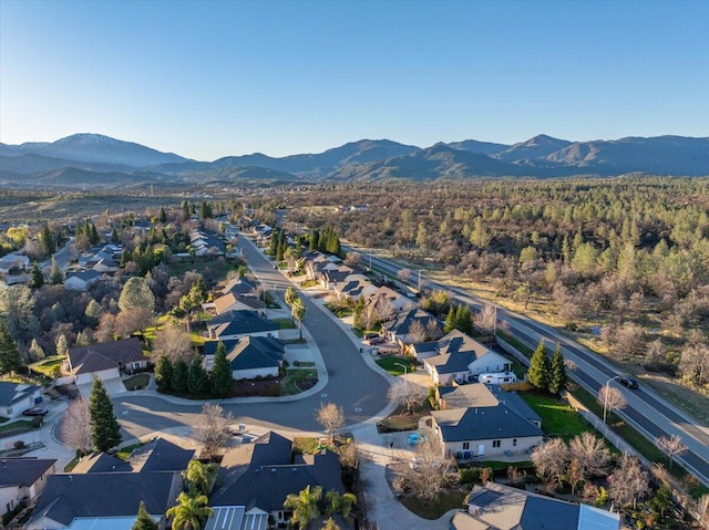 bird's eye view with a mountain view