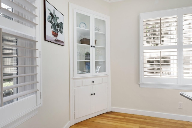 room details featuring hardwood / wood-style flooring