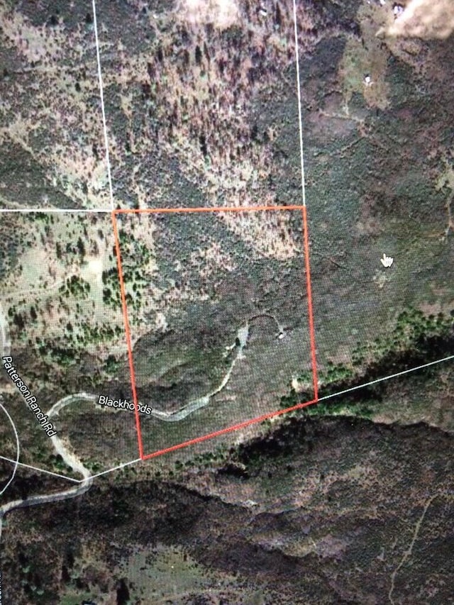 Listing photo 2 for Patterson Ranch Rd, Round Mountain CA 96084