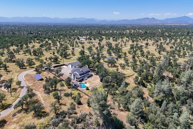 bird's eye view featuring a mountain view