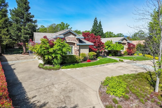 view of front of home with a front yard