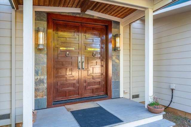 view of property entrance