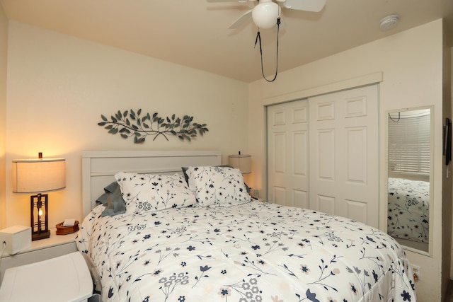 bedroom featuring a closet and ceiling fan