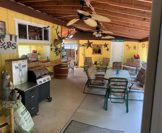 view of patio featuring grilling area and ceiling fan