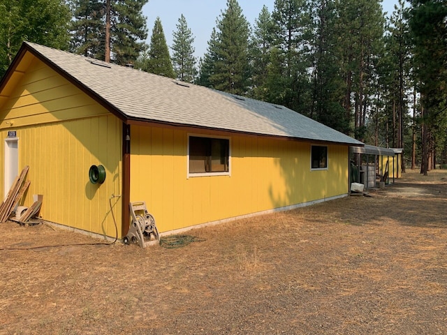 view of home's exterior