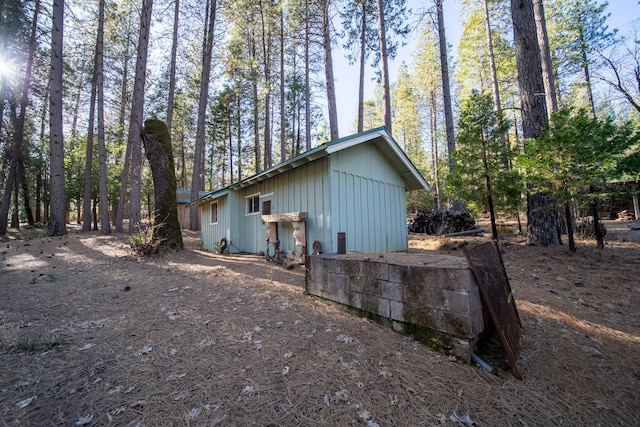 view of home's exterior