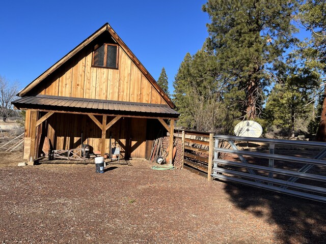 view of outdoor structure