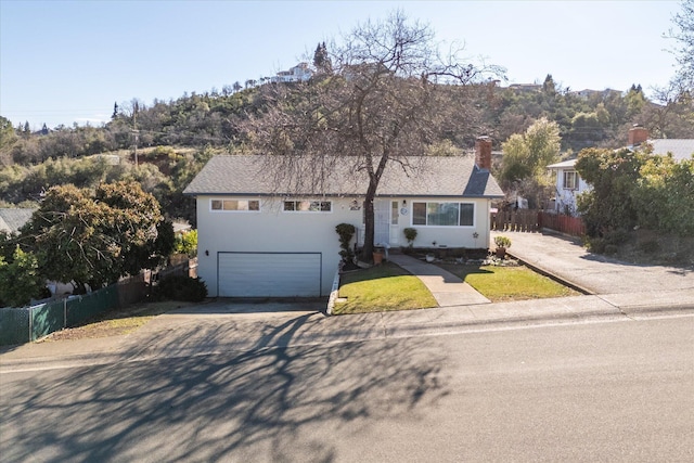 view of front facade with a garage