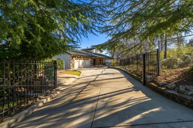 exterior space featuring fence