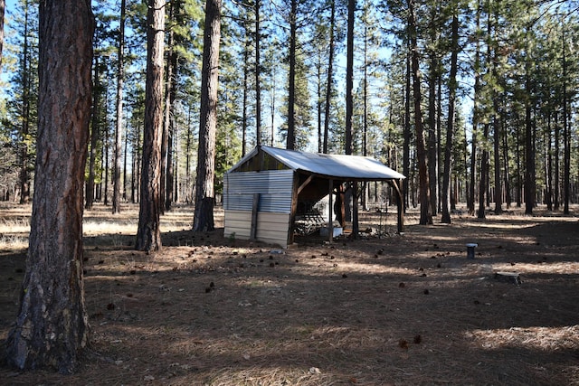 view of outdoor structure