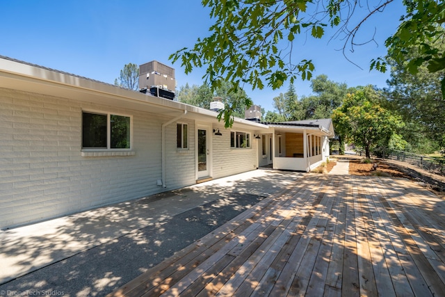 deck with central air condition unit