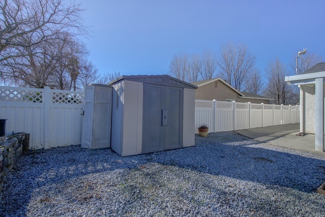 view of outbuilding