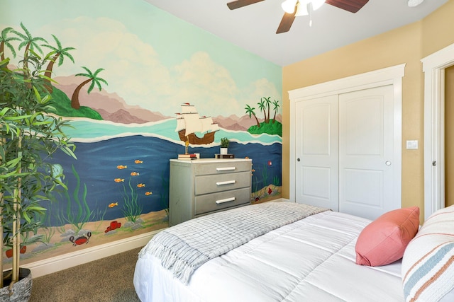 bedroom featuring ceiling fan, carpet flooring, and a closet