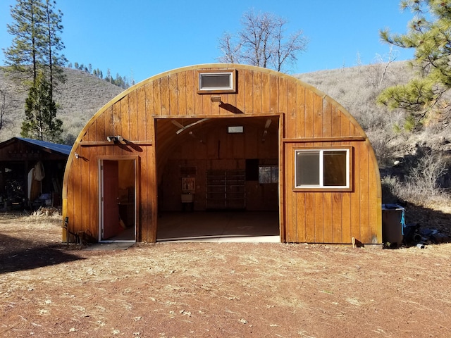 view of outdoor structure featuring an outdoor structure and a mountain view