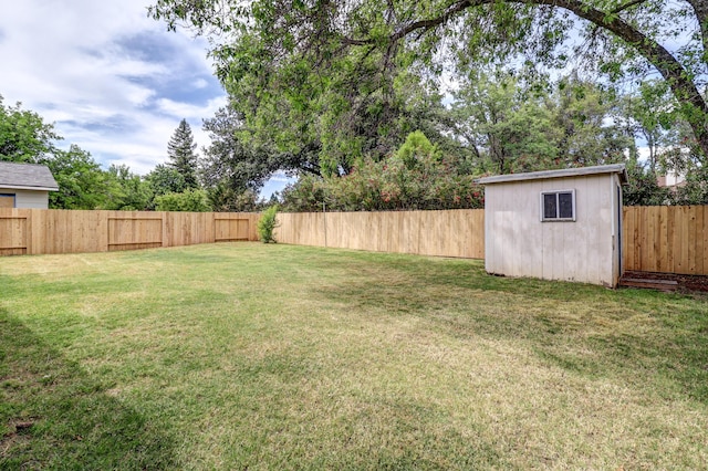 2548 Saturn, Redding, CA 96002 - view of yard with an outdoor structure and a shed