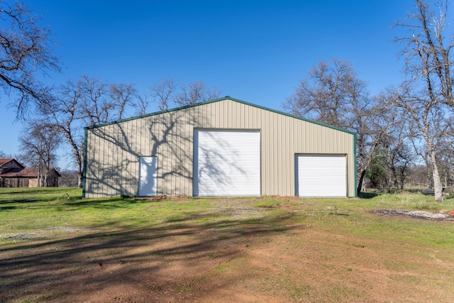 view of detached garage