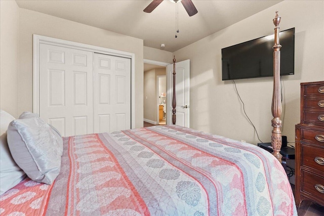 bedroom featuring ceiling fan and a closet