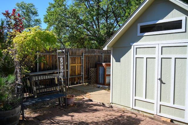 view of outbuilding