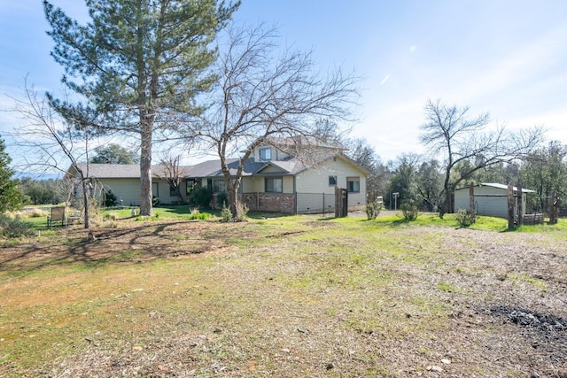 view of yard with a garage