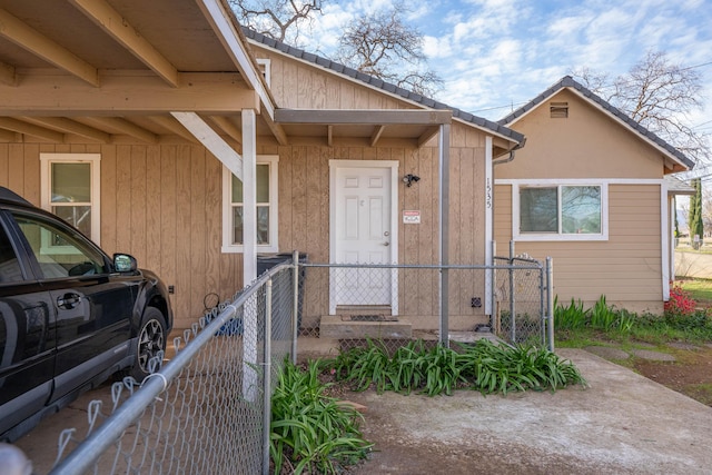 view of entrance to property