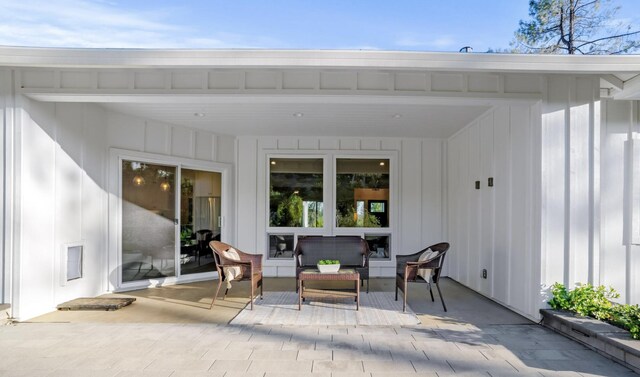 view of patio / terrace featuring outdoor lounge area