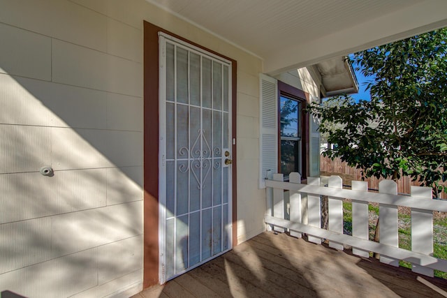 property entrance with a porch