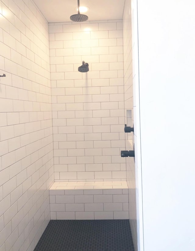 10156 Victoria Dr, Redding, CA 96001 - full bath featuring a tile shower