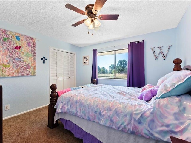 19907 Hidden Hills Rd, Cottonwood, CA 96022 - carpeted bedroom featuring a textured ceiling, a closet, ceiling fan, and baseboards