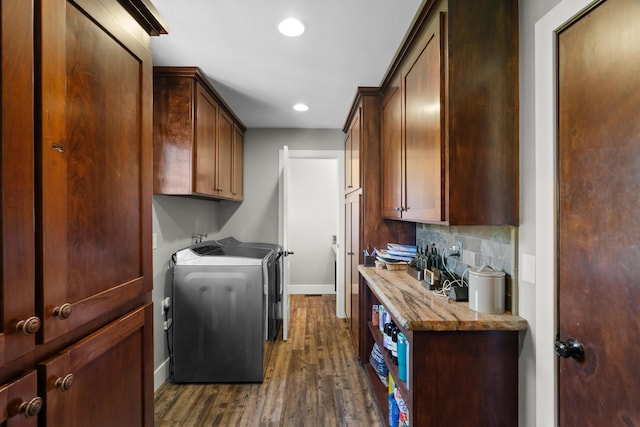 3300 Forest Hills Dr, Redding, CA 96002 - laundry area featuring recessed lighting, baseboards, cabinet space, dark wood-style floors, and washer / clothes dryer