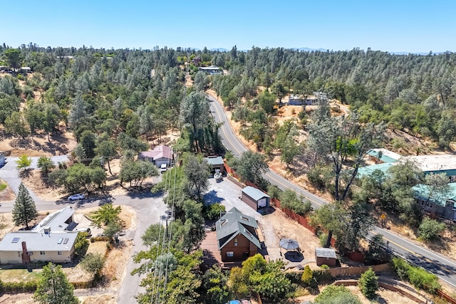 bird's eye view with a view of trees