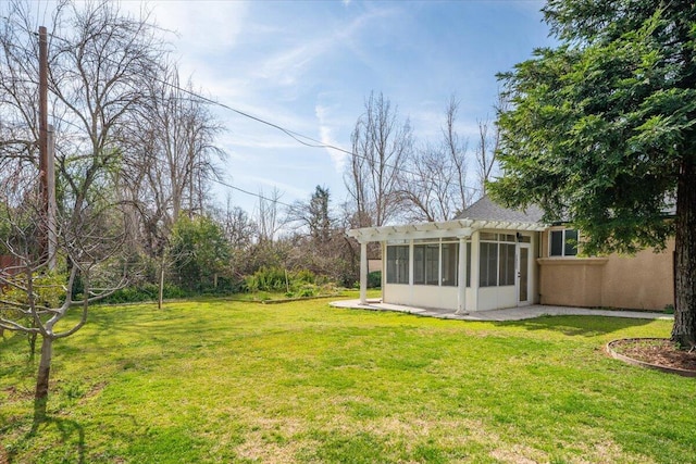 6040 Hornbeck Ln, Anderson, CA 96007 - view of yard with a sunroom