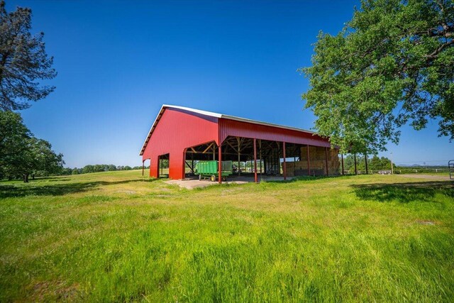 view of outbuilding featuring an outdoor structure