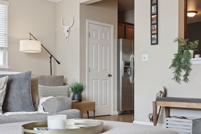 living area with baseboards