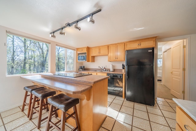 12162 Kawliga Ln, Bella Vista, CA 96008 - photo 5