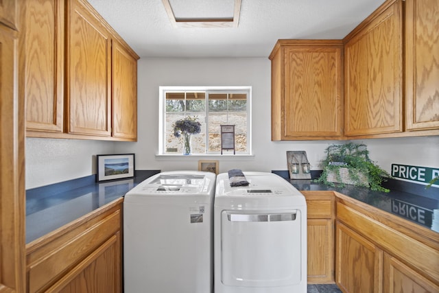 20371 Geo Ln, Lakehead, CA 96051 - laundry area featuring cabinet space, attic access, separate washer and dryer, and a textured ceiling