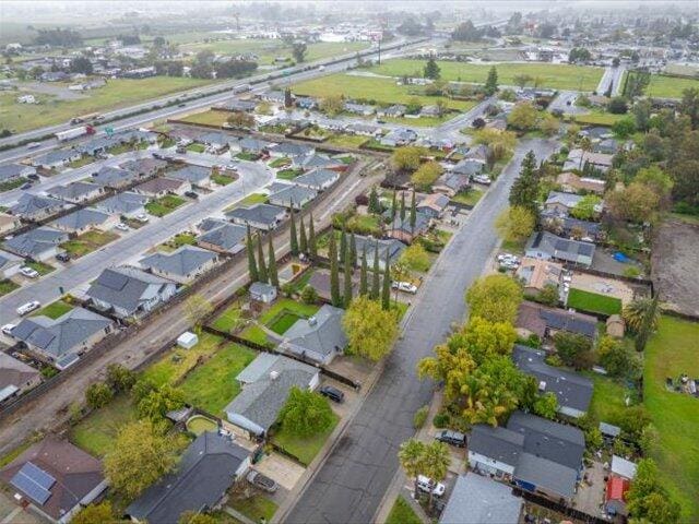 926 Cortina Dr, Orland, CA 95963 - drone / aerial view with a residential view
