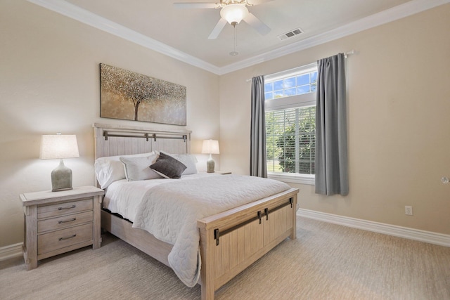 13194 Tierra Heights Rd, Redding, CA 96003 - bedroom with crown molding, visible vents, baseboards, and ceiling fan