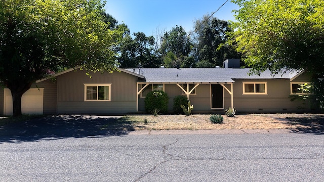 5080 Debbie Ln, Redding, CA 96002 - single story home featuring crawl space
