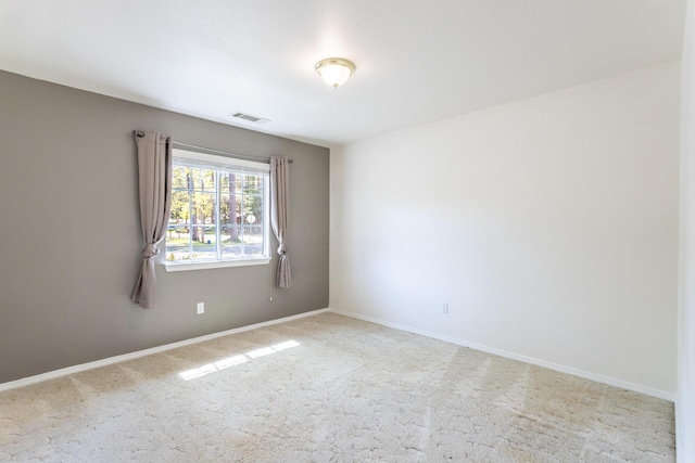 18170 Pine St, Lakehead, CA 96051 - carpeted empty room with baseboards