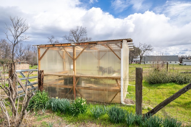 5995 Bellevue Ln, Anderson, CA 96007 - view of greenhouse with fence