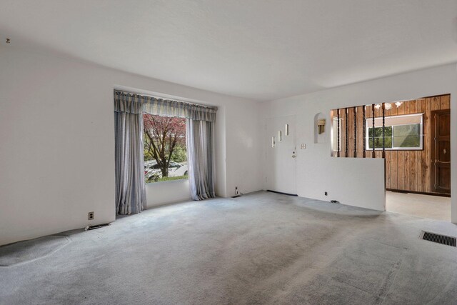 211 Smith St, Mount Shasta, CA 96067 - photo 8