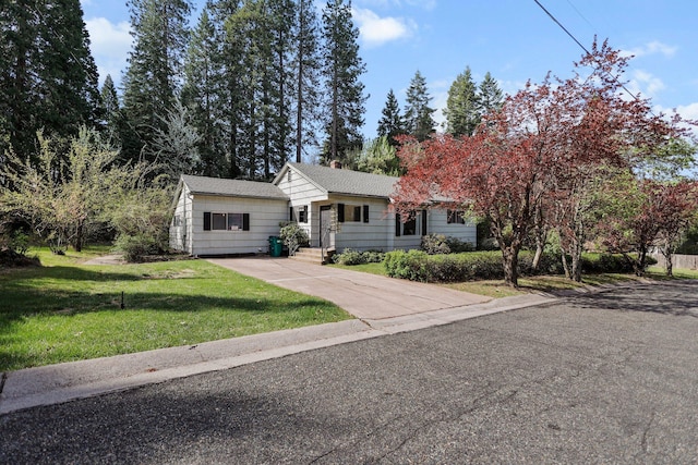 211 Smith St, Mount Shasta, CA 96067 - photo 43