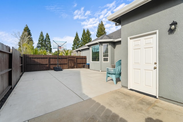 2796 Madison River Dr, Redding, CA 96002 - view of patio / terrace with fence