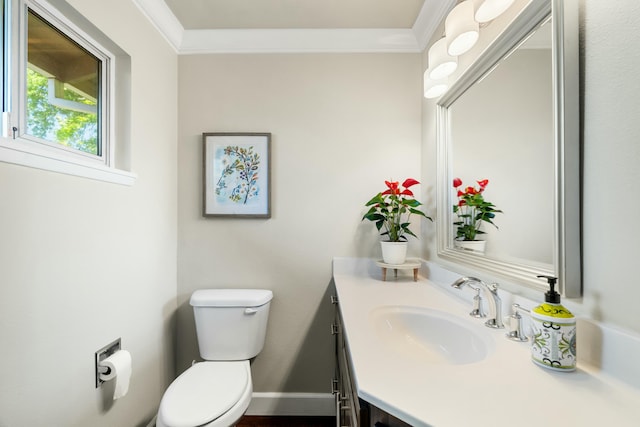 6860 Riata Dr, Redding, CA 96002 - bathroom with toilet, crown molding, and vanity