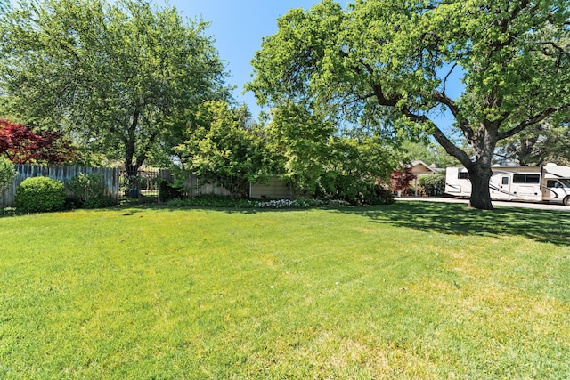 6860 Riata Dr, Redding, CA 96002 - photo 4