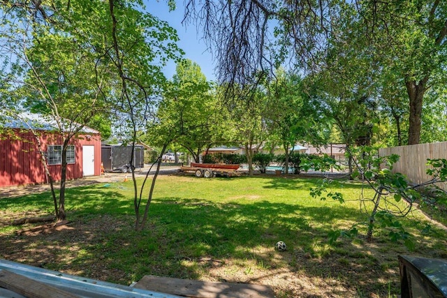7090 Rio Rancho Rd, Anderson, CA 96007 - view of yard with fence