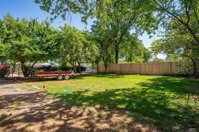7090 Rio Rancho Rd, Anderson, CA 96007 - view of yard featuring a fenced backyard